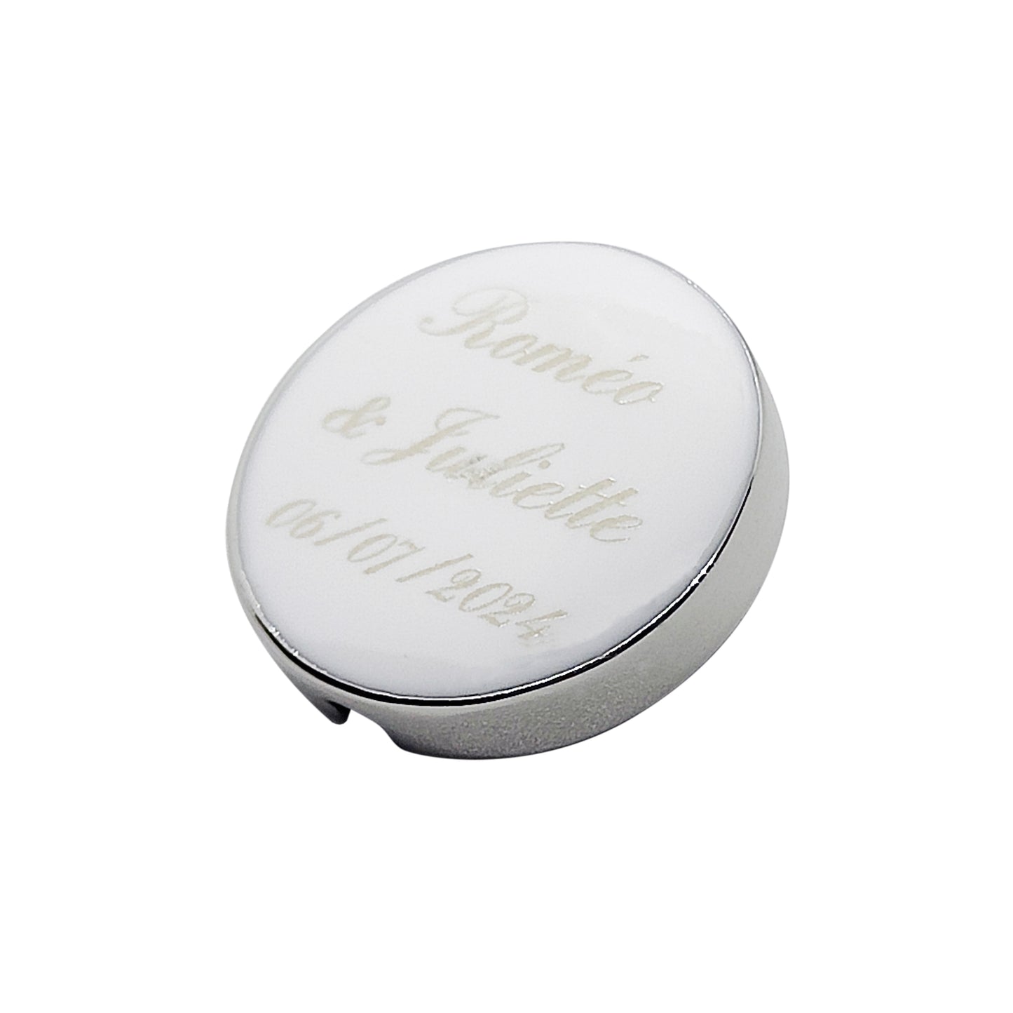21mm button in shiny silver metal and customizable white enamel