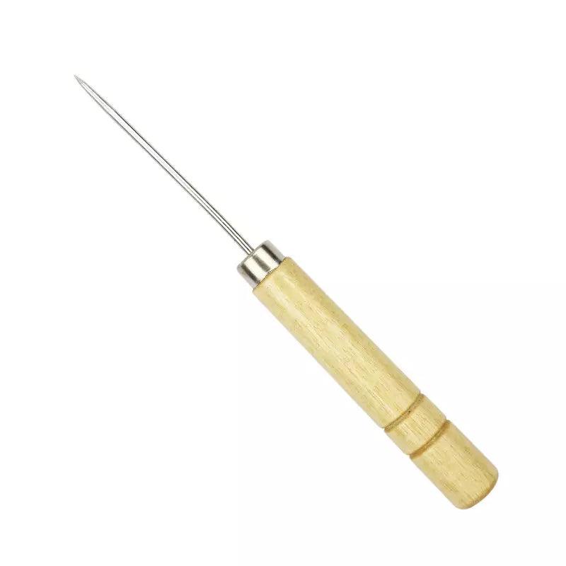 Aiguille de diamètre 2 mm avec manche en bois. Taille : 12,5 cm